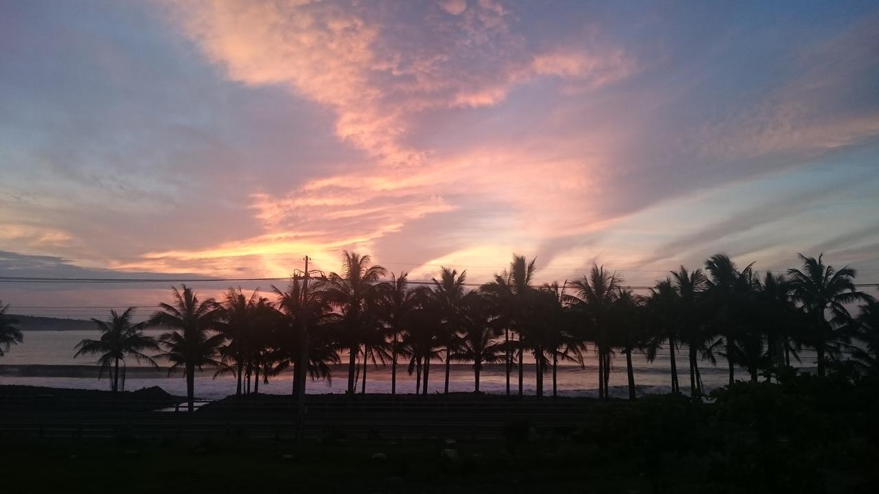 Coconut Beach Homestay Beinan エクステリア 写真